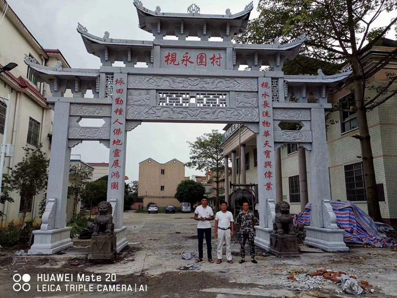 農(nóng)村三門石牌樓價(jià)格